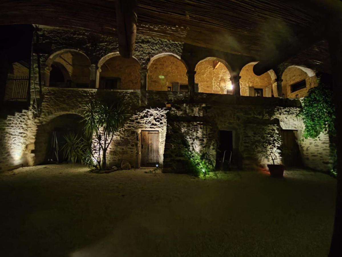 Bastide De La Madeleine Acomodação com café da manhã Pougnadoresse Exterior foto